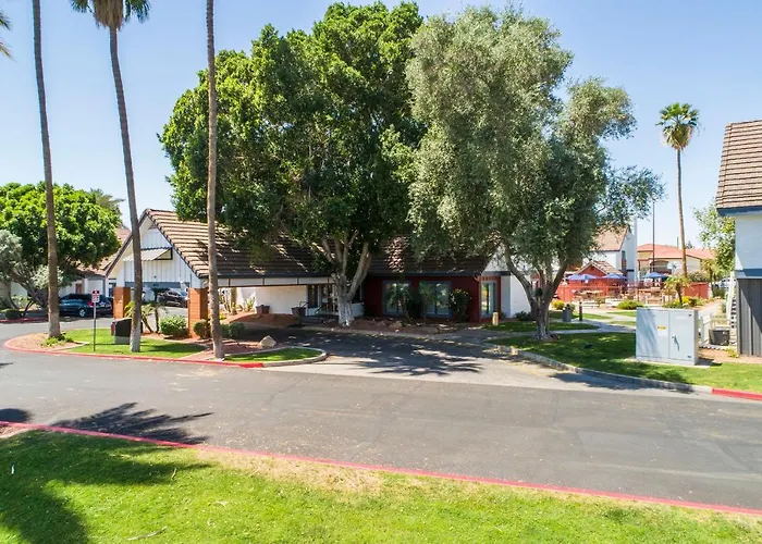 Apartment Metro Extended - 2br Upstairs Phoenix