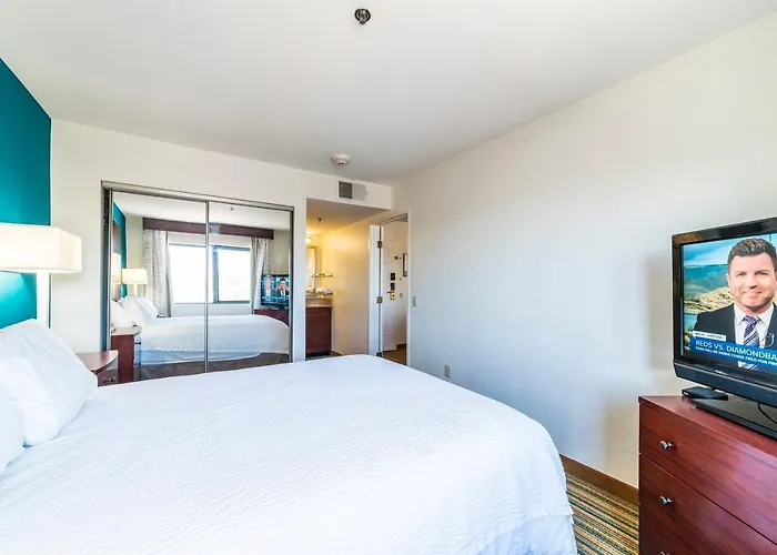 Metro Extended - 2br Upstairs * Phoenix
