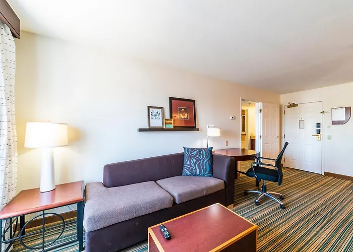 Metro Extended - 2br Upstairs *